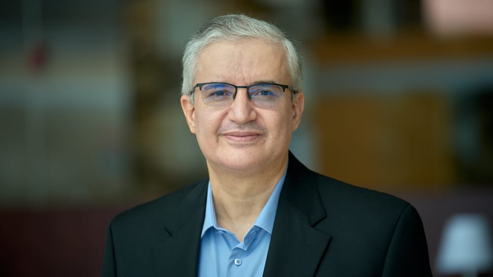 Bridging the World Through Wireless: The Inspiring Journey of Prof. Mohamed-Slim Alouini post image