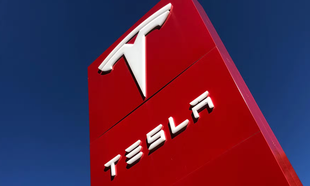 Tesla Launches in Saudi Arabia, Boosting the Kingdom’s Vision 2030 EV Ambitions post image